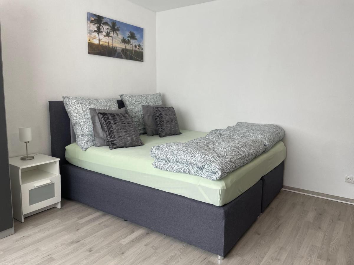 Perfekte 1,5 Wohnung Zentral In Leonberg Gegenueber Einkaufzentrum Exterior foto
